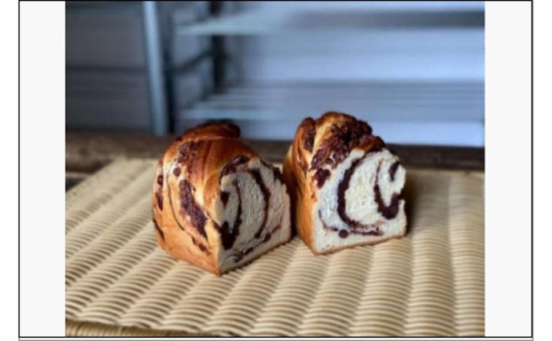 福岡市薬院の食パン専門店・パン屋むつか堂 高級食パンセット 角型食パン1本・つぶあん食パン1本