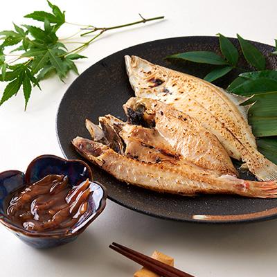 ふるさと納税 新温泉町 新温泉町「魚寄」の灰干しノドクロの干物3枚、灰干しイテガレイ3枚、ホタルイカの醤油漬け1袋セット |  | 01