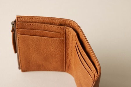 FACE-C（革のカシミヤ 郡上市産明宝鹿革三つ折り財布）ブラック