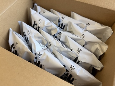 かみのやまシュー　１２個　0048-2506