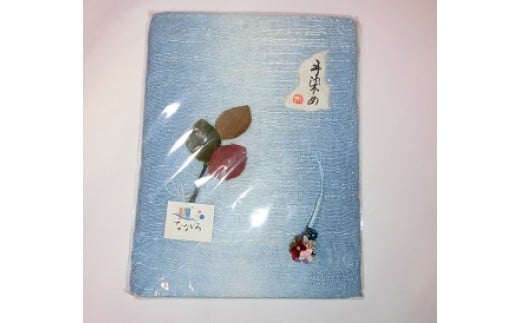 ホスのなないろ手染めスカーフと和風小花ストラップのセット（ブルー系）【036D-012】