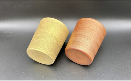 A20-363 有田焼 伝作窯 甲胄オールド 黄金ペアセット