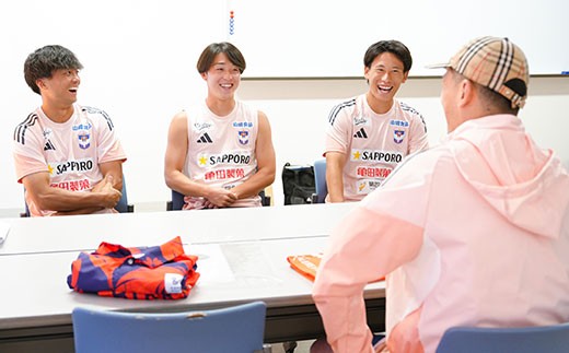 
                  選手との写真撮影会体験（1名様分）【アルビレックス新潟】
                