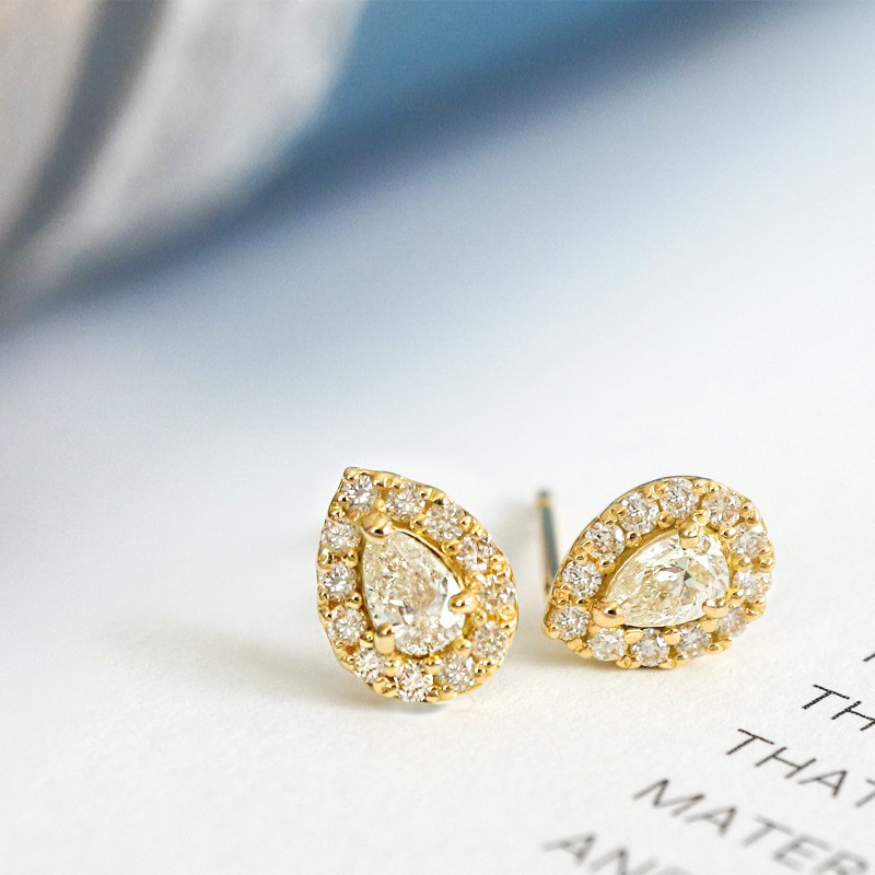 甲府市発 K18YG ダイヤモンド ピアス 0.4ct ペアシェイプ [PS-0641-2YG]