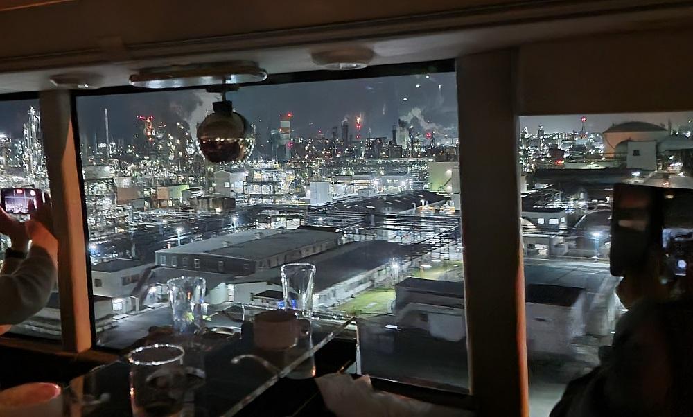 レストランバスの川崎工場夜景コース『フレンチとお酒と川崎工場夜景を楽しむ夜』のご予約に使えるWEBクーポン【９，０００円分】