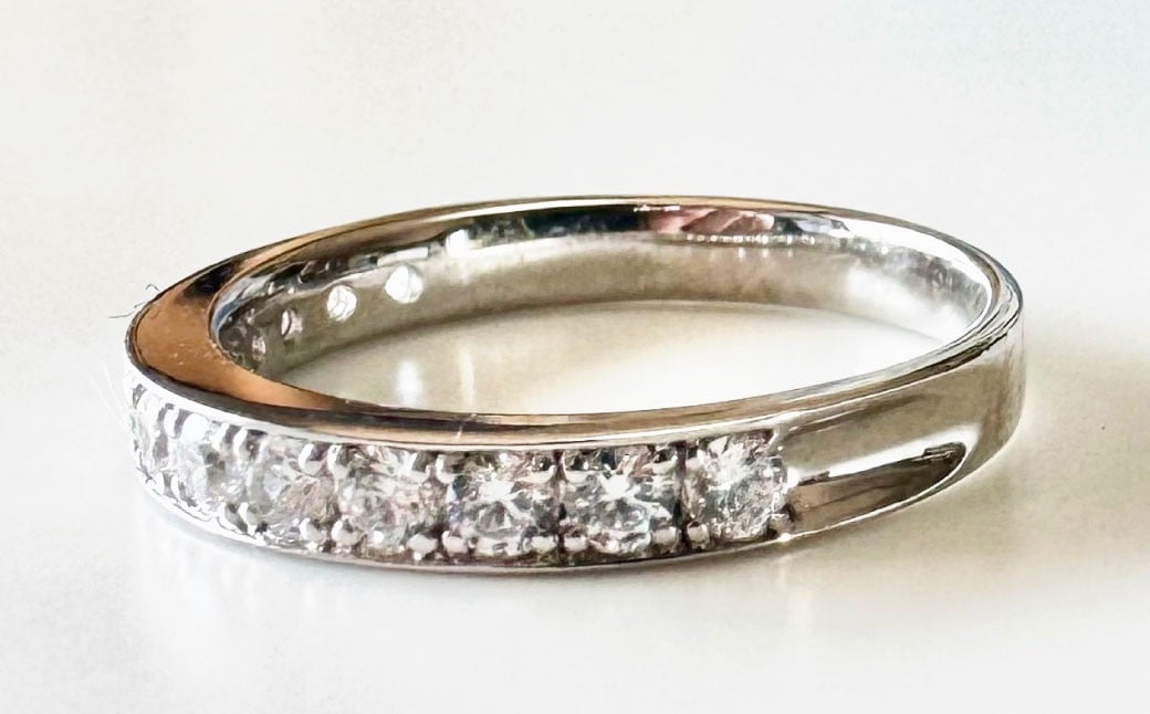 プラチナダイヤモンドリング ハーフエタニティーリング 0.50カラット 【AK-5718/0010】