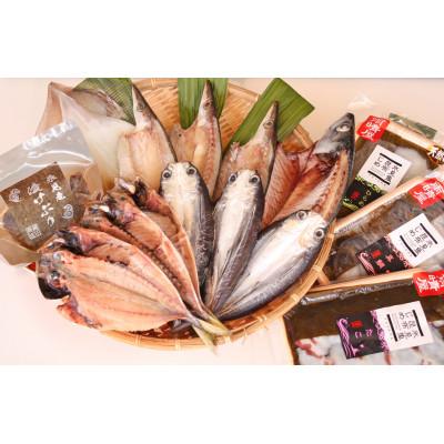 ふるさと納税 氷見市 【発送月固定定期便】氷見の味を食べつくす!＜一夜干・氷見ぶり・昆布〆刺身・蛍いか・のどぐろ入＞全3回 |  | 01
