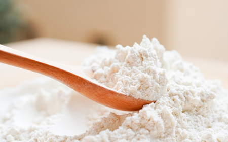 こな屋さんの国産小麦「もち姫」4kg 小麦粉 岩手町 府金製粉