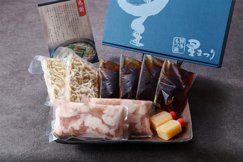【全6回定期便】『ミシュラン掲載・博多もつ鍋星まつり』国産牛もつ鍋醤油味ギフトセット(4?6人前)《築上町》【博多もつ鍋 星まつり】 [ABDH012]
