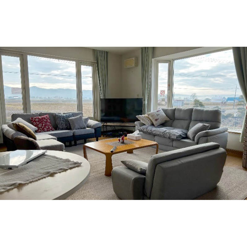 宿泊券 《countryside FURANO》 上富良野町 民泊 1泊 最大8名 素泊まり ≪3～5月/9～11月≫【 宿泊利用券 宿泊 旅行 1泊 】 北海道 上富良野町_イメージ2