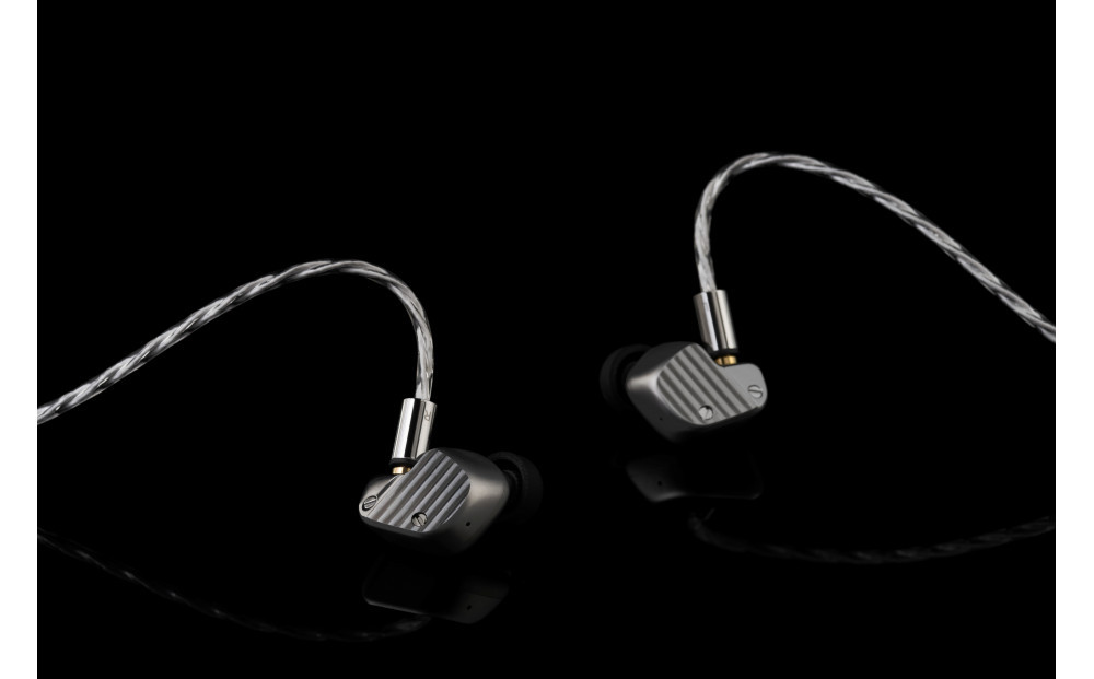 final 新 フラッグシップ 有線イヤホン A10000 ダイヤモンド振動板/高音質/最高峰/プレミアム 141305_DC61