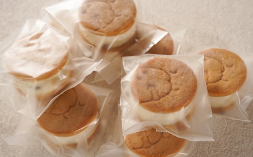 OKASHI LABO KUKULU レーズンバターサンド（9個入り