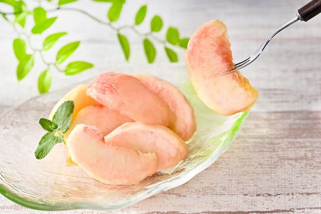 【令和7年産】あかつき桃 3kg 山形県産【JAさがえ西村山】　（国産 モモ もも ピーチ 冷蔵便 フルーツ 果物 果肉 青果 お取り寄せ 東北 山形県 河北町 【JAさがえ西村山】）