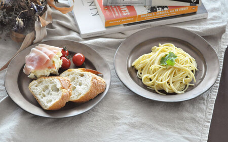 【美濃焼】DesPres-デプレ- リムプレートM GOLD 2枚セット｜食器 食器セット お皿 皿 ランチ プレート 美濃焼 セット ソーサー さら おしゃれ キッチン用品 洋食器 シック アンティ