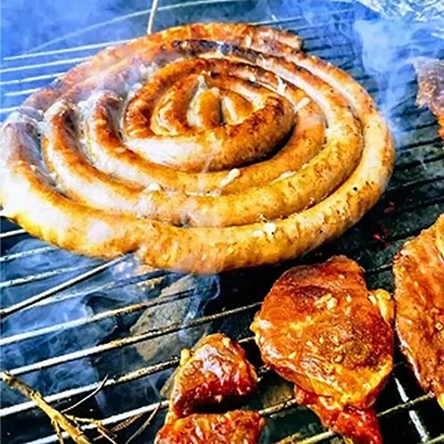 キャンプ&バーベキュー フォンテーヌの森 利用券 9,000円分 キャンプ