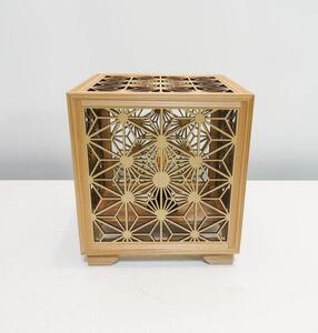 レーザー行灯「趣」キューブ　八重桜と麻の葉組子模様