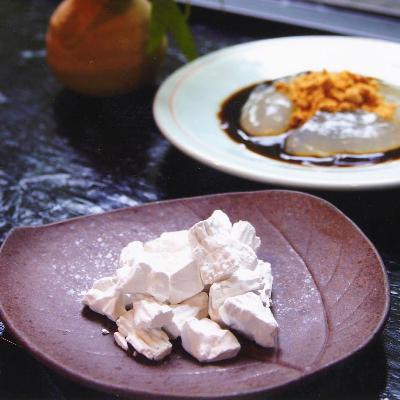 ふるさと納税 御所市 奈良の名産品「吉野本葛」1kg　〜白いダイヤモンドで体に優しい料理を楽しみましょう〜