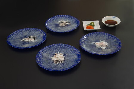 【1.5-18】とらふぐ 刺身 4人前 職人手引き 特製ポン酢付 フグフグフグ