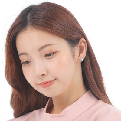 ふるさと納税 志摩市 老舗の真珠専門店・高品質 アコヤ真珠 ピアス 4.0〜4.5ミリ シルバー ・花 |  | 02