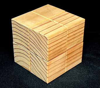 1908 木目合わせ立体パズル　杉8P 木目 自然素材 SDGｓ 知育 玩具 集中力 脳トレ パズル キューブ 唯一無二 ひのき 杉 木材 無添加
