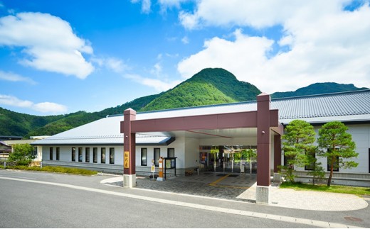 
                  黄金の湯　松代荘ペア宿泊券 旅行 温泉 |  宿泊券 宿泊 ペア 旅行 観光 人気 おすすめ チケット 送料無料  長野県 長野市 信州 信濃 ふるさと納税
                
