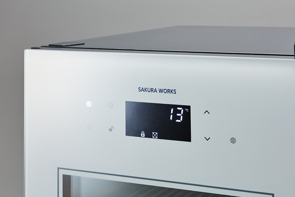 ワインセラー ZERO Advance　SA22-W（ホワイト）