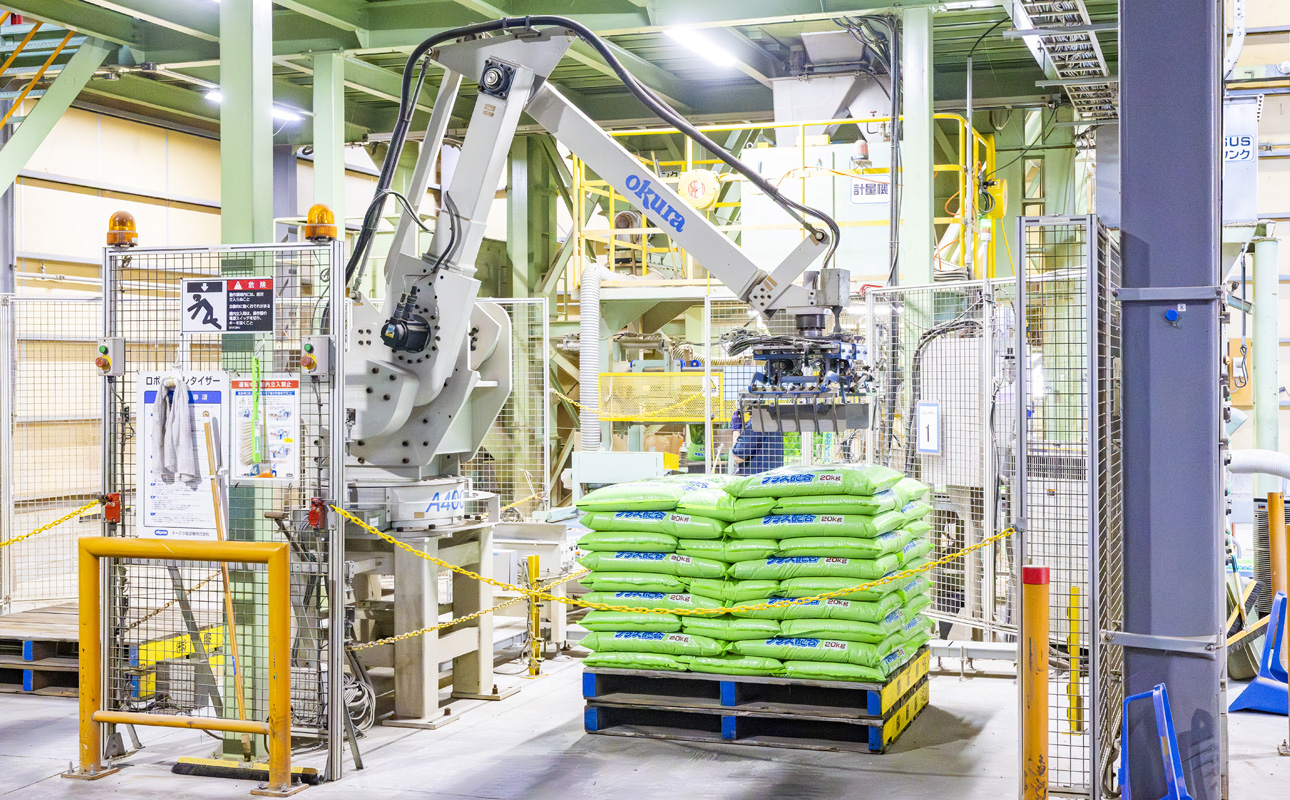 農業経営の方へ。土づくりに改革を！想いに応えるオーダーメイド有機肥料メーカーのベストバランスの万能肥料　有機肥料 配合Best 20kg×50袋【肥料 オーガニック 野菜  農園 畑 施肥  家庭菜園