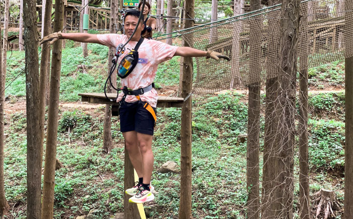 ダイナミックでスリリングな樹上体験を！ アドベンチャーコース チケット (1名様) / 自然 アウトドア アクティビティ 体験 / 大村市 / フォレストアドベンチャー [ACCH004]