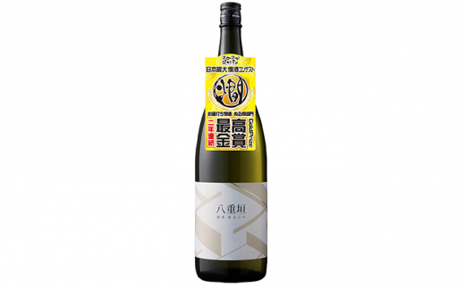 
[№5258-0368]八重垣　純米1800ml
