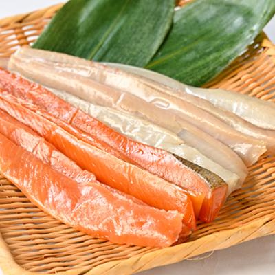 ふるさと納税 斜里町 【北海道斜里町産】船上活〆 サクラマス・ほっけ・ニシン 計5パック満足セット(一夜干し・スティック) |  | 03