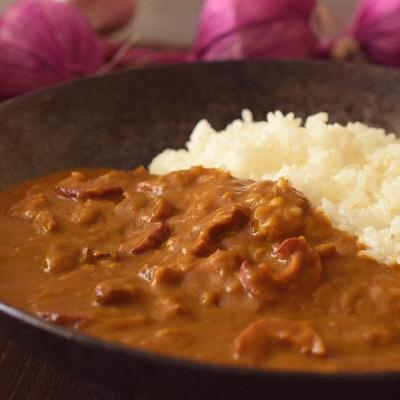ふるさと納税 大月町 本マグロ ホルモンカレー 200g×4箱セット 本まぐろ ご当地 海鮮 魚介 レトルト カレー