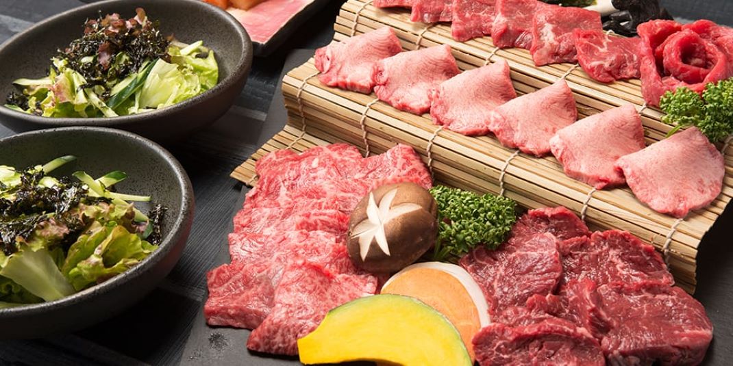肉フェス3連覇の人気店! 焼肉鈴木せいざえもん別館 お食事券 30,000円分（1,000円分×30枚） / ふるさと納税 食事券 チケット 肉 焼肉 ランチ ディナー 千葉県 山武市 SMAW011