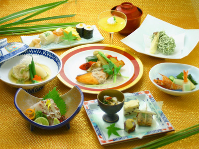 【昭和23年創業】老舗寿司店「すし丸」お食事券 6000円分｜寿司 食事券 会席 お祝い 愛媛県 松山市 ふるさと納税【SSM001】