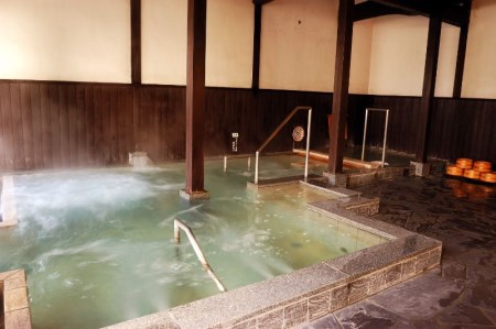 宿泊チケット 60,000円分 料亭旅館 八ツ三館 宿泊体験 宿泊券 宿泊割引券 割引チケット 宿泊 飛騨高山[Q1374]