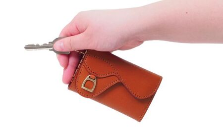 鞍 キーケース キャメル いたがき ポケット付き 天然皮革 本革 手作り ファッション小物 おしゃれ ギフト 贈り物 北海道 赤平 名入れ有