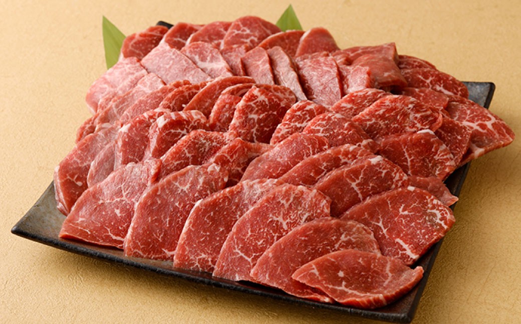 【セット】 天城町産 鹿児島育ち 鹿児島 黒牛 赤身 モモ肉 焼肉用 1kg （500g×2パック）  徳の塩・ダイヤ セット