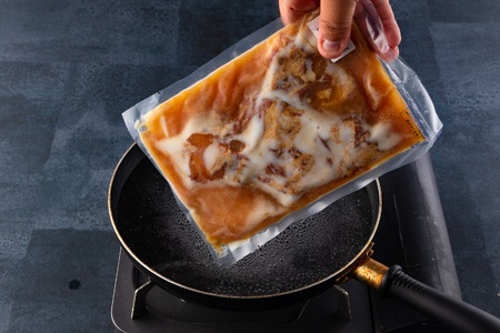 ＜甘うま国産豚なんこつ煮込み 約1.6kg（約400g×4P）＞【MI186-ad】【安藤ストアー】