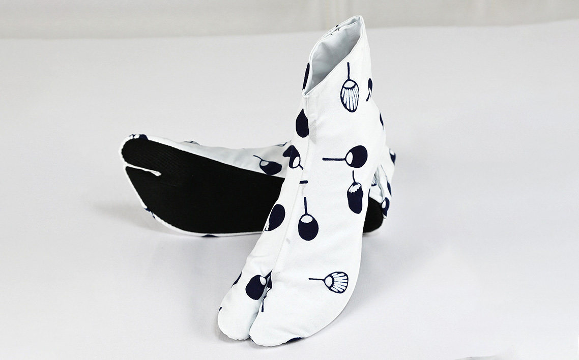 No.491-01 「SAMURAITABI」竺仙足袋 うちわ柄（14cm）