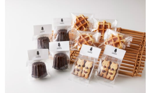 ⾏列必須！カヌレ＆ワッフルセット