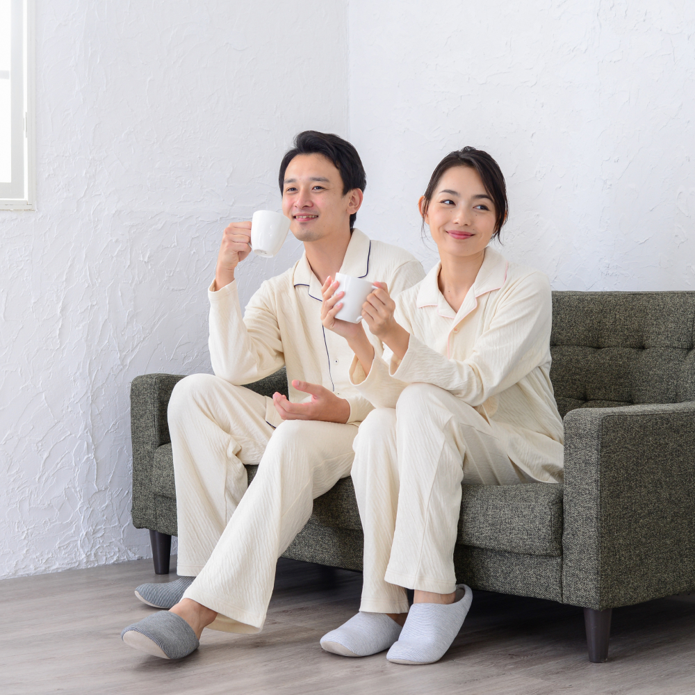 接結ニット テーラーカラー前開き男女兼用パジャマ 株式会社ラブリー パジャマ工房 滋賀県 東近江市 E-F05 パジャマ 綿100% オーガニックコットン 敏感肌 前開き 上下セット 長袖 二重ガーゼ