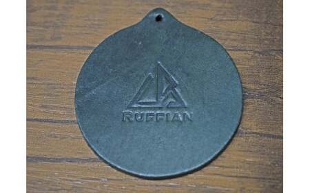 【コースター　猪革】革好きな人へ　ジビエレザー　オリーブ/　”RUFFIAN”　_mk020-098