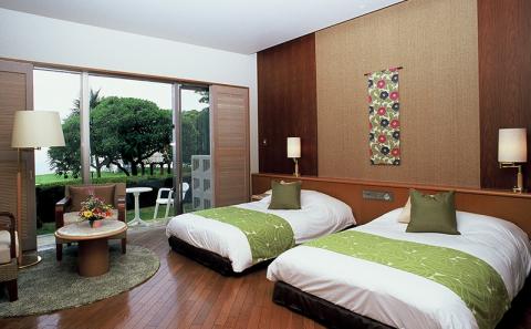 【ザ・サザンリンクスリゾート】 宿泊、ゴルフ利用クーポン15.000円分