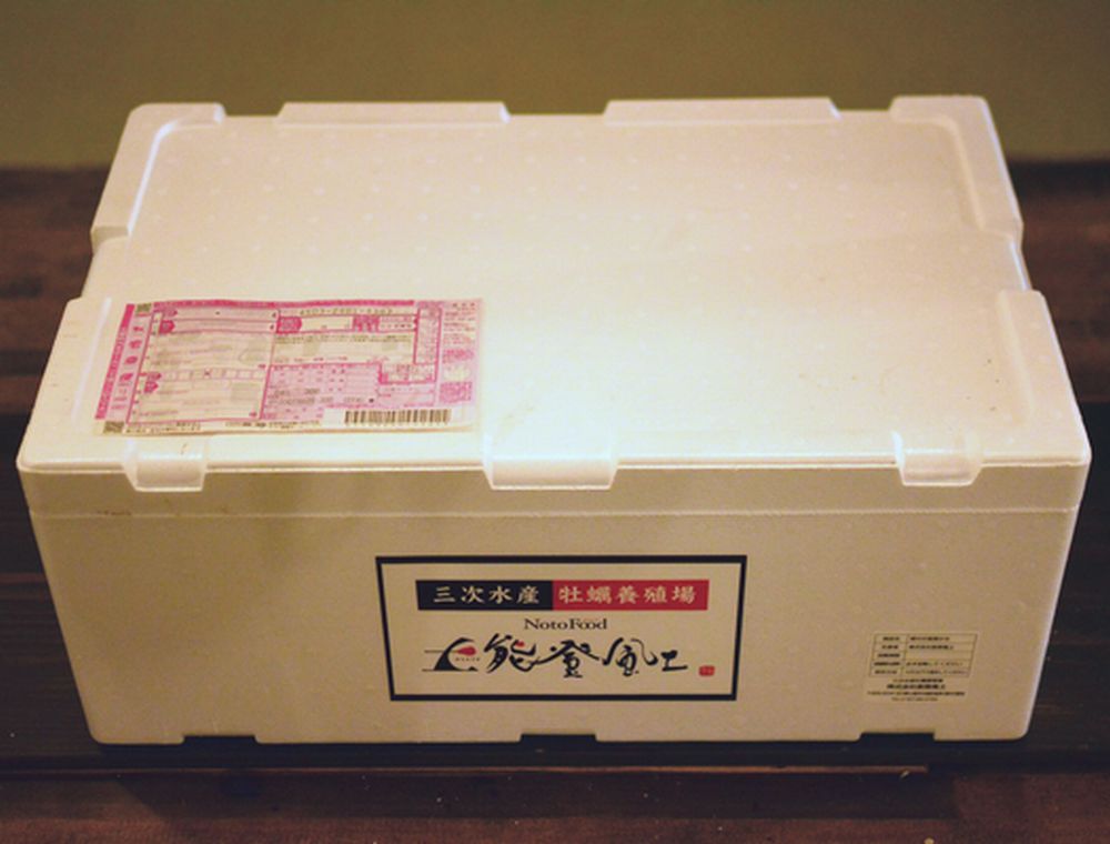 【発送時期が選べる】魚介類 牡蠣 / 能登風土 七尾産「能登かき」殻付き（発泡スチロール梱包(大)）◇ ※必ずよく加熱してお召し上がりください ※離島への配送不可 ※2024年12月上旬～2025年4