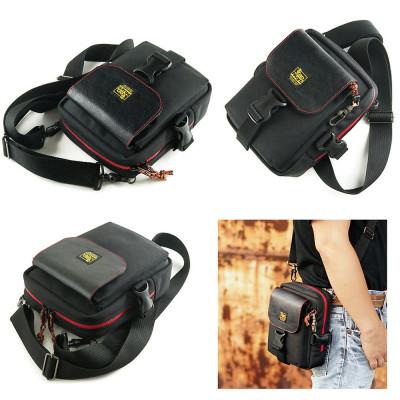 ふるさと納税 松茂町 VanNuys 赤いファスナーのサブバッグ (フロントポケットフラップ: バックルタイプ) |  | 01