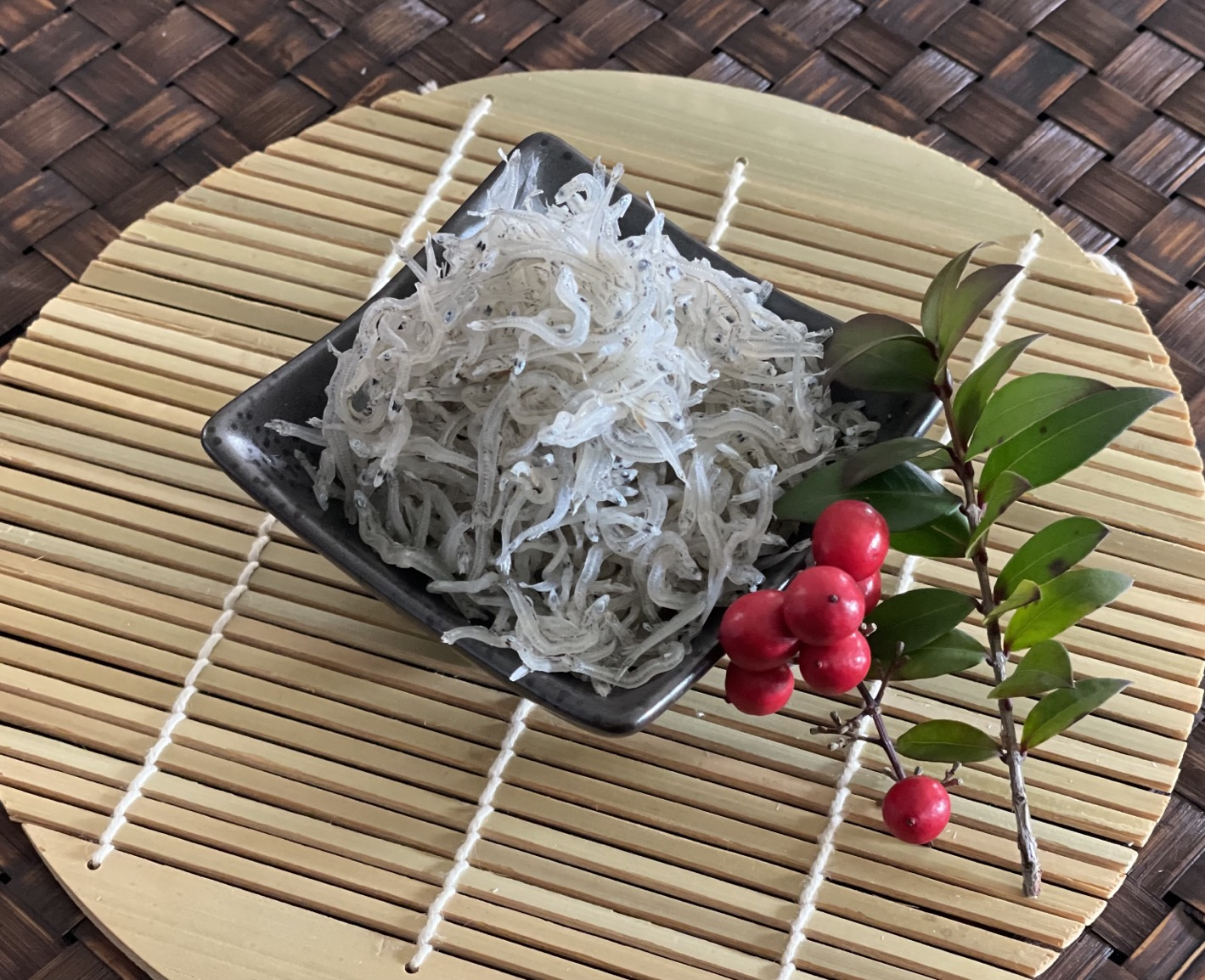 
            M295　特撰上干ちりめん　１ｋｇ
          
