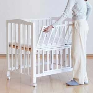 ミニベビーベッド 折りたたみ F ホワイト|カトージ KATOJI ブランド ベビー用品 ベビーベッド ハイタイプ 折りたたみ ミニベッド おしゃれ かわいい 家具 ホワイト 子育て お昼寝 子ども