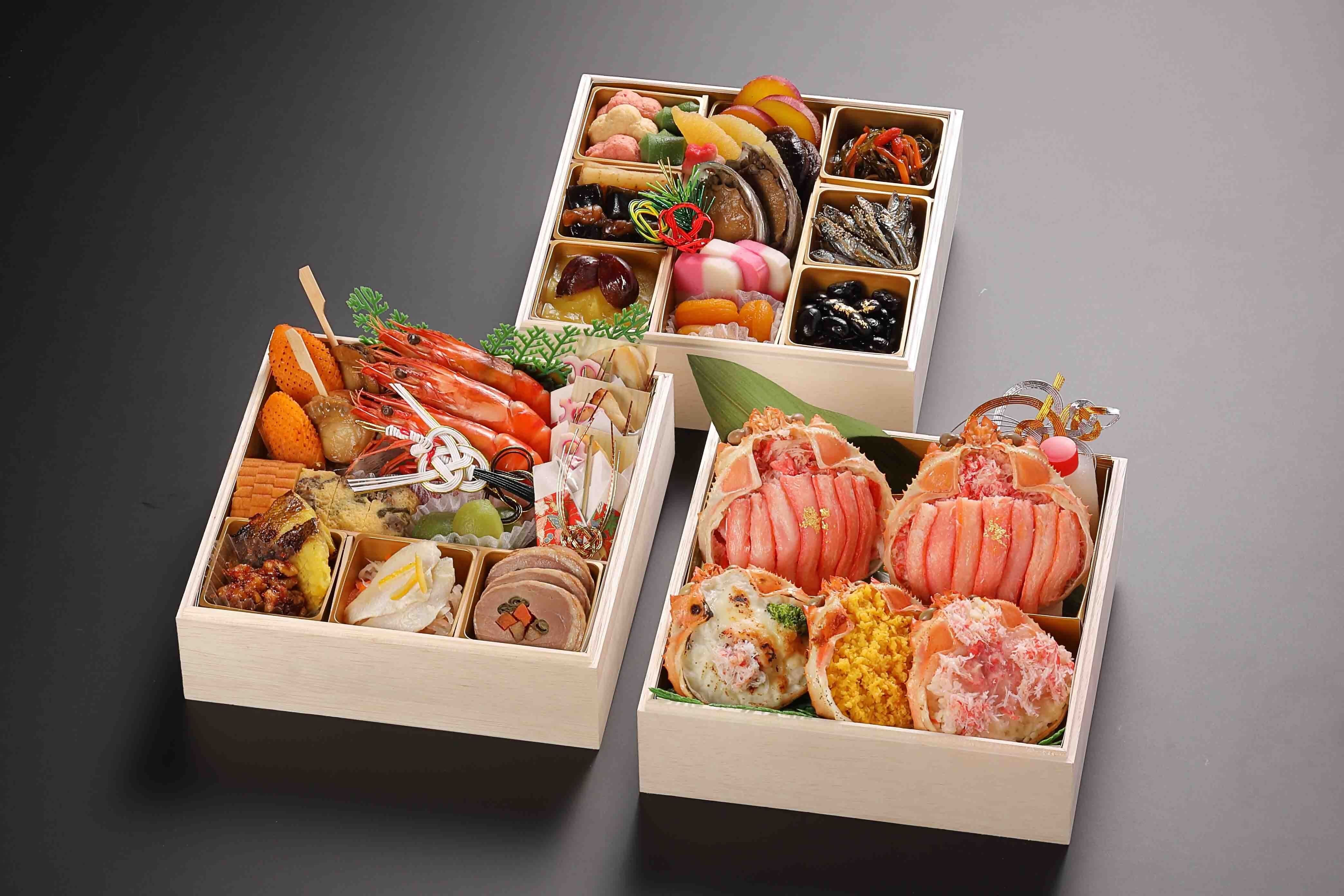 
            【先行予約】蟹づくし献上おせち　新春　おせち料理　　3～4人前
          