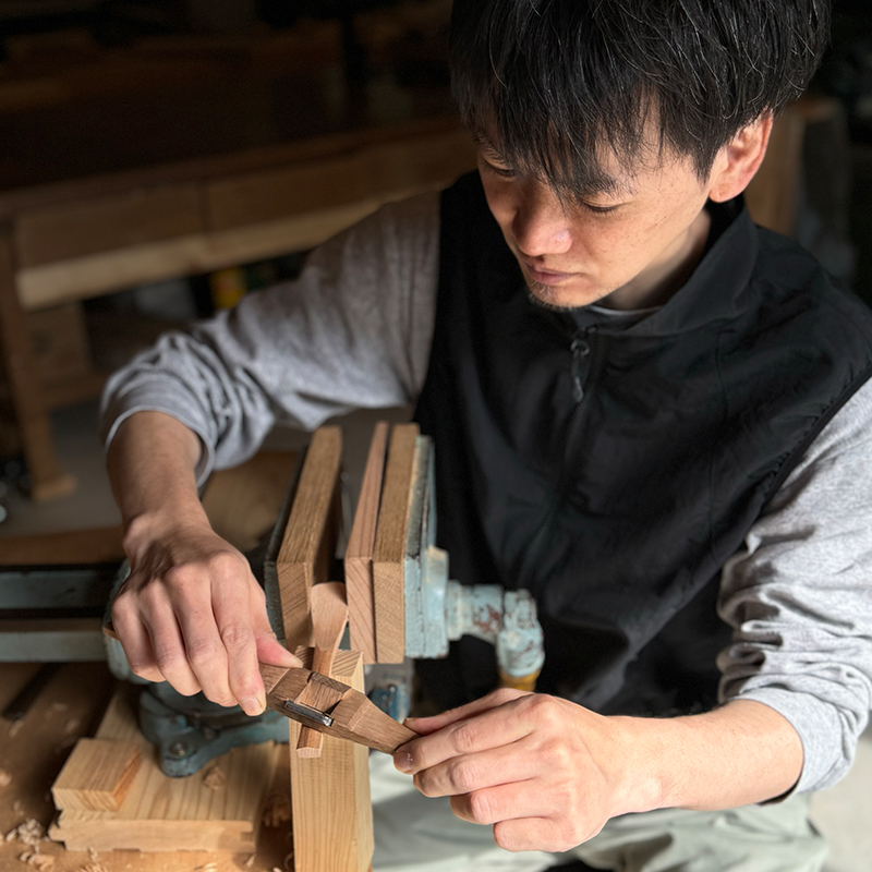 【幸光家具】安心の日本製 国産材 阿蘇小国杉 杉の香り 杉の温もり 杉の肌触り 木製 手仕事 お盆 トレー 一等材 家具職人 手鉋仕上げ ハンドメイド インテリア 五感に響くデザイン 匠の技 幸光家具