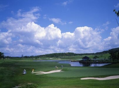 能登島ゴルフ&カントリークラブ　1名様プレー券　昼食付［セルフ］【土日祝限定】※2024年7月以降順次発送予定