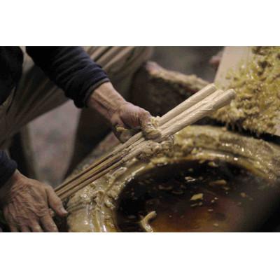 ふるさと納税 岡崎市 朱　コロー25本入り(約10cm)全工程手作り国内産ハゼの実蝋100%使用〈伝統工芸品　和ろうそく〉 |  | 03
